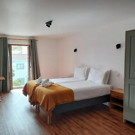 Nocleg ze śniadaniem Casa Fidal Bordeira (Bordeira)